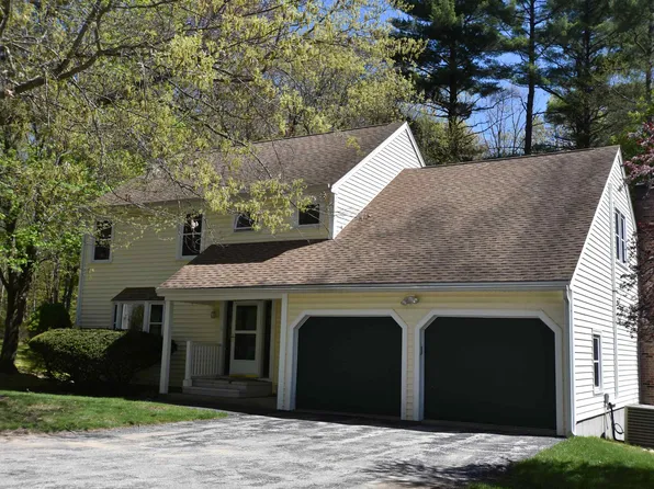 3 Scottsdale Drive #101, Hudson, NH 03051
