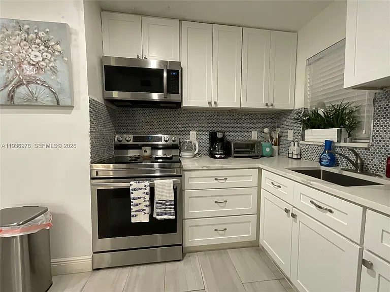 820 NW 87th Ave #114 — Photo 22