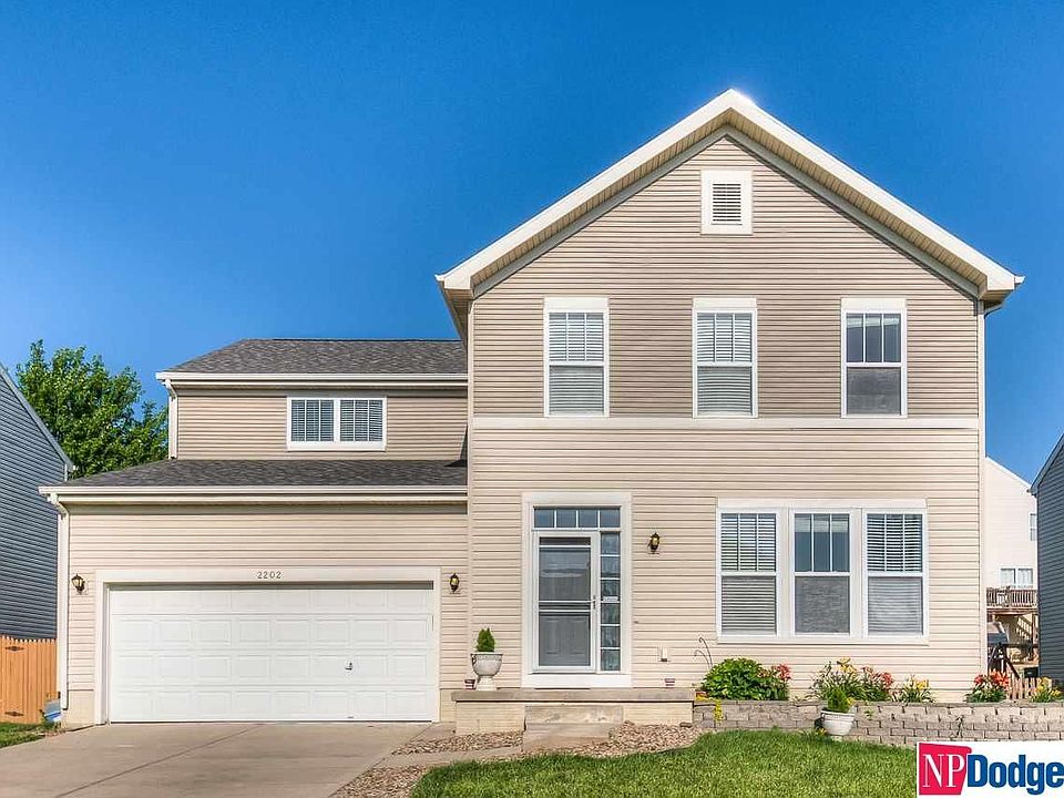 1st image of 2202 S River Rock Dr
