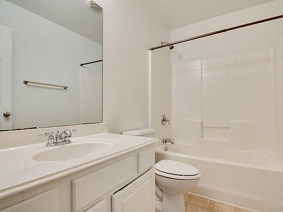 3rd image of 4560 Wheatland Dr