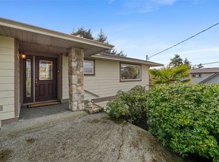 567 Prince Robert Dr, View Royal, BC V9B 1E1