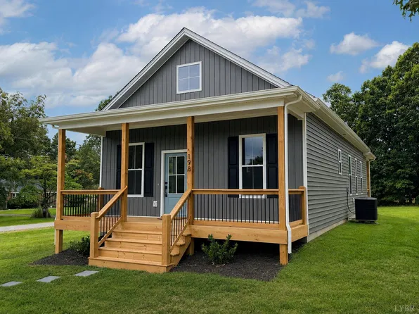 198 Triple Oak Cir, Madison Heights, VA 24572