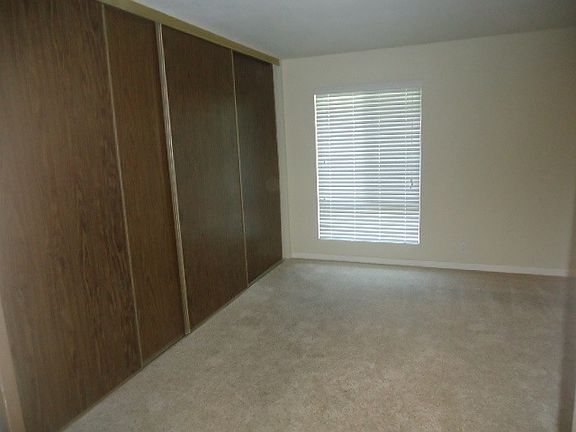 5th image of 2460 Larkspur Ln APT 342