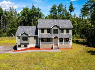 3 King Ln, Berwick, ME 03901