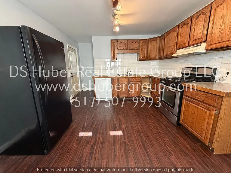 2823 Hillcrest St — Photo 8