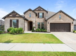 7009 Lowbranch Trl, Aubrey, TX 76227