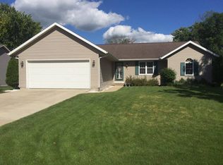 1150 Prairie Ave, Janesville, WI 53545