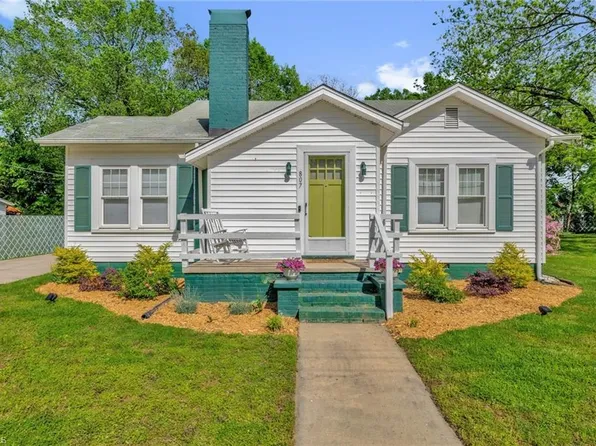 807 Johnson St, Reidsville, NC 27320