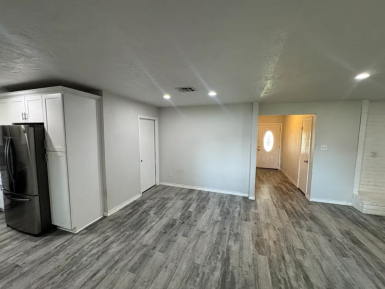 3227 Fern Rock Dr — Photo 4