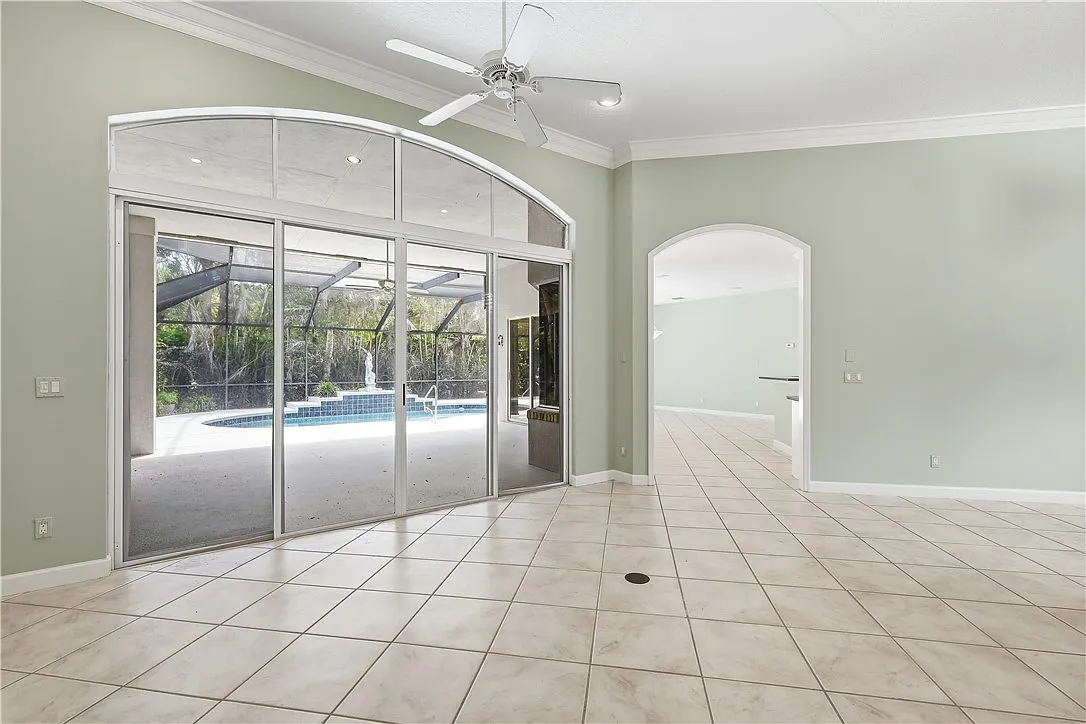 3 bed, 2.5 bath, 2601 sqft, $7,500 — Photo 3
