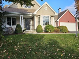 40 Braeburn Ln UNIT 40, Ashland, MA 01721