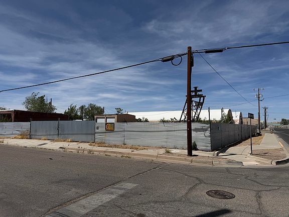 3rd image of 601 Aspen Ave NW