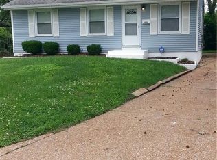 10404 Presley Rd, Saint Louis, MO 63137