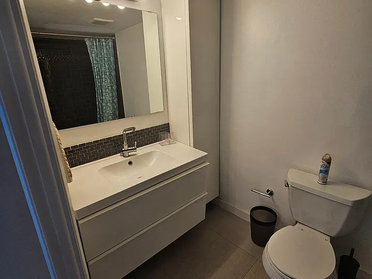 18181 NE 31st Ct #202 — Photo 9