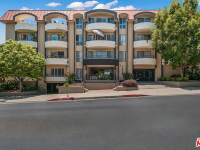 1221 N Kings Rd APT 104, West Hollywood, CA, 90069