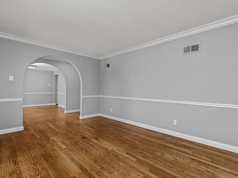 2332 Cleek Ct — Photo 9