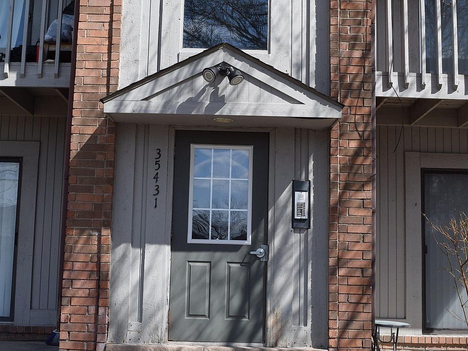 1st image of 35431 Hickory Woods Dr APT 8