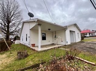 238 Smithfield Rd, Masontown, PA 15461