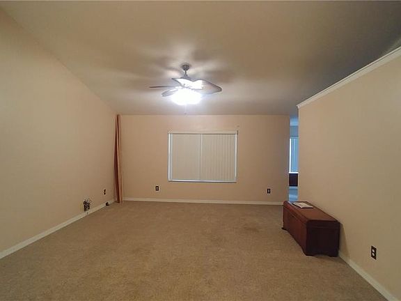 3rd image of 4141 NE 17th Ave