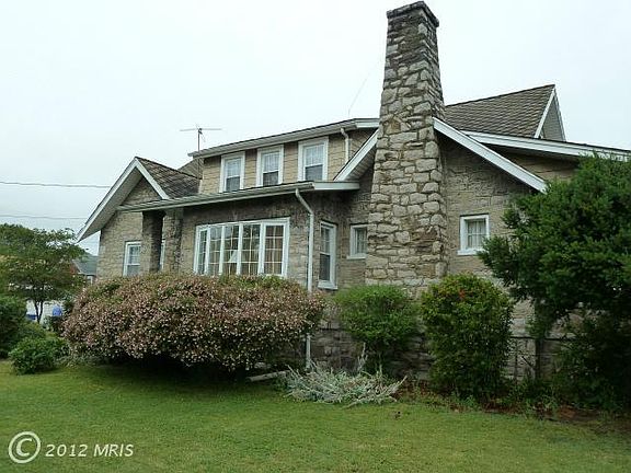 5th image of 400 N Royal Ave