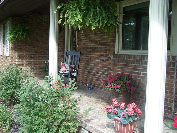 2nd image of 228 Lambro Ln