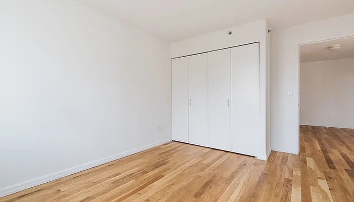 Rented by Realty Trends Corp | media 4