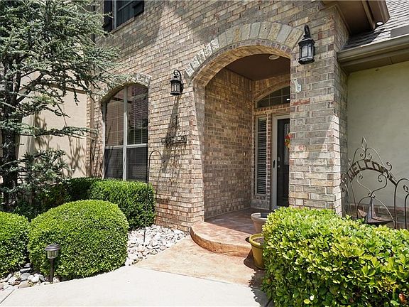 4th image of 11716 Charleston Way