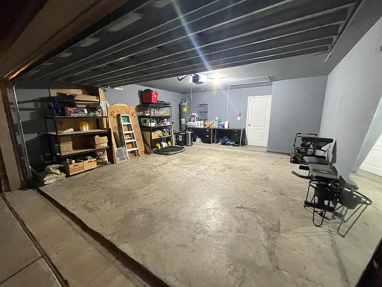 1030 Santa Catalina St — Photo 17