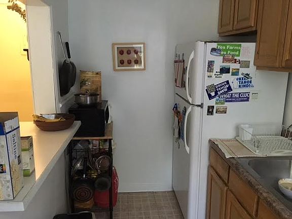 3rd image of 278 Quincy St APT 2