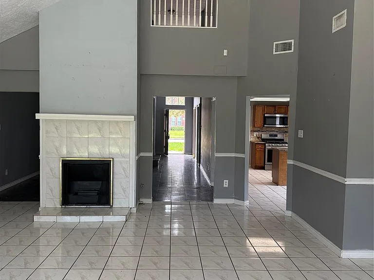 5322 Golden Stream Dr — Photo 4