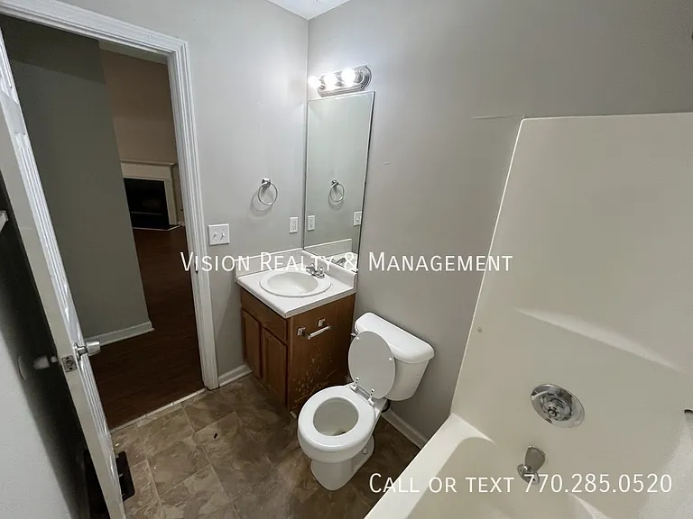 208 Wesley Chapel Rd — Photo 36