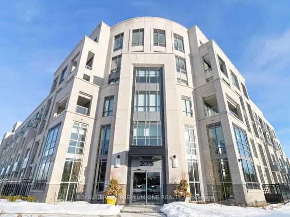 2075 King Rd #335, King, ON L7B 0R6