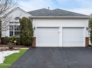 17 Rochford Drive, Manchester, NJ 08759