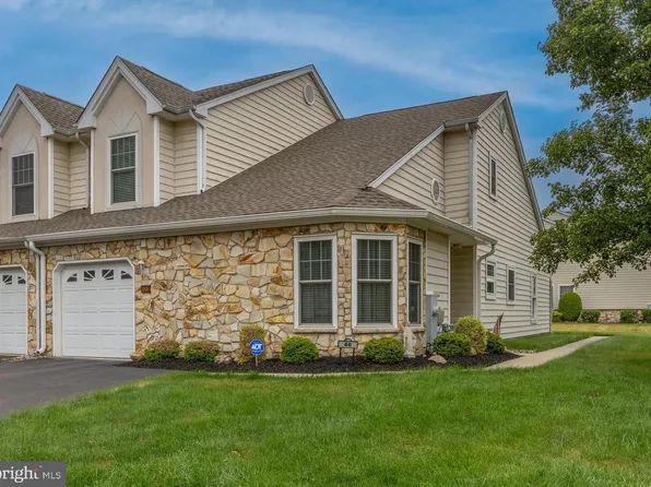 66 Ashley Dr, Ivyland, PA 18974