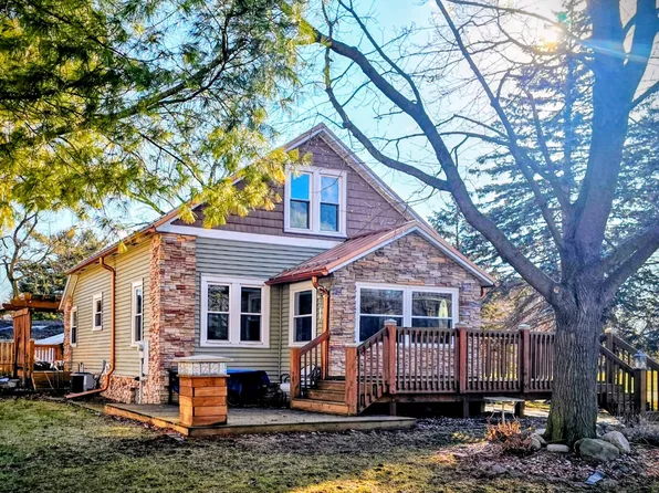 5324 Comstock Ave, Kalamazoo, MI 49048