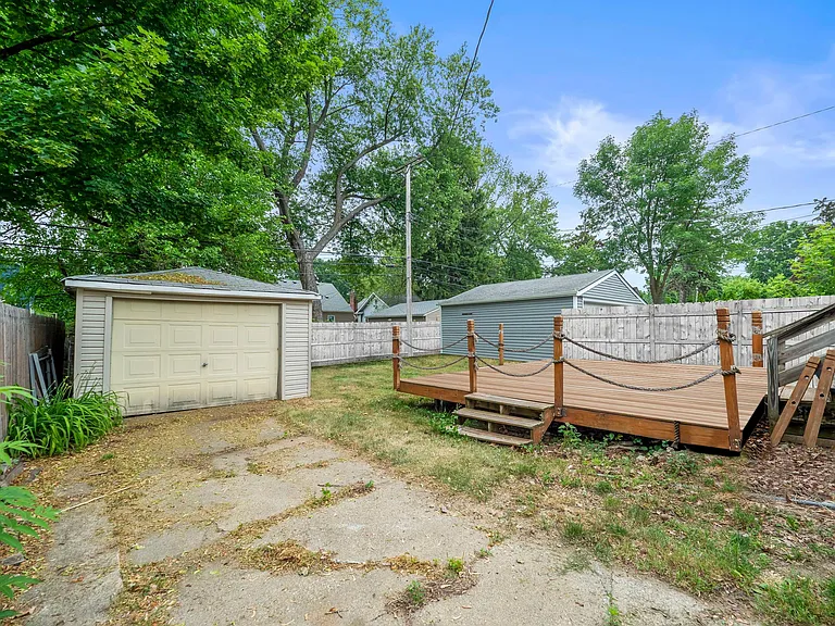 429 S Kenwood Ave — Photo 37