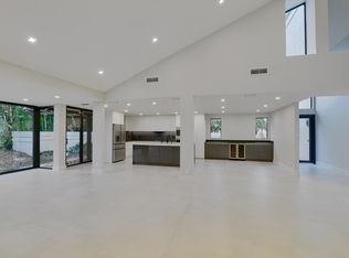 19690 Sawgrass Dr APT 1102, Boca Raton, FL 33434