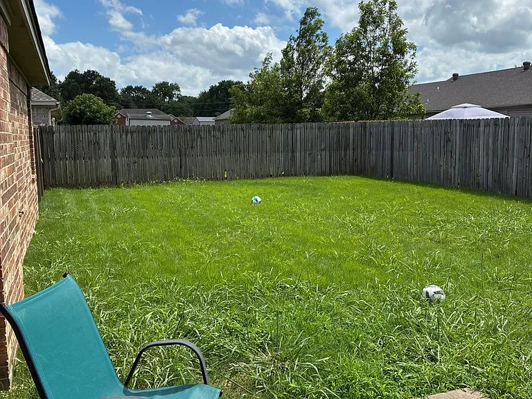 2217 Daniel Dr — Photo 25