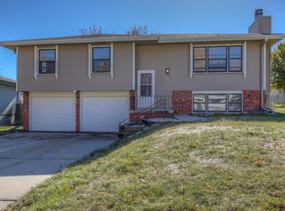 15211 Adams St, Omaha, NE 68137