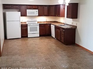2301 Freeport Rd APT H, Sterling, IL 61081