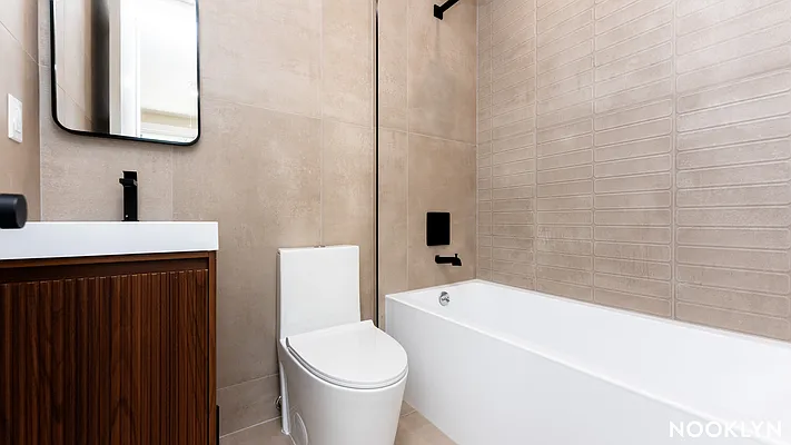 Rented by Nooklyn NYC LLC | media 21