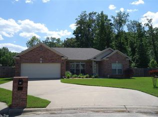 337 Madison Village Dr, Benton, AR 72015