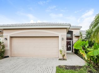 11244 Lakeland Cir, Fort Myers, FL 33913