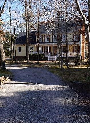 4th image of 9501 Kingscroft Dr