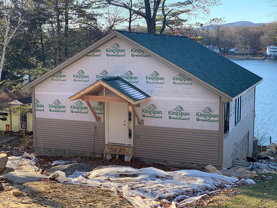 1st image of 3 Glen Hall Dr