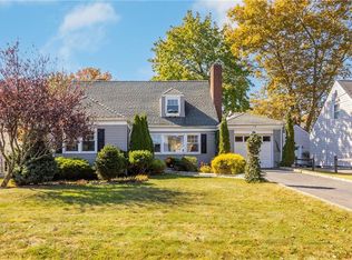 15 Huntley Rd, Eastchester, NY 10709