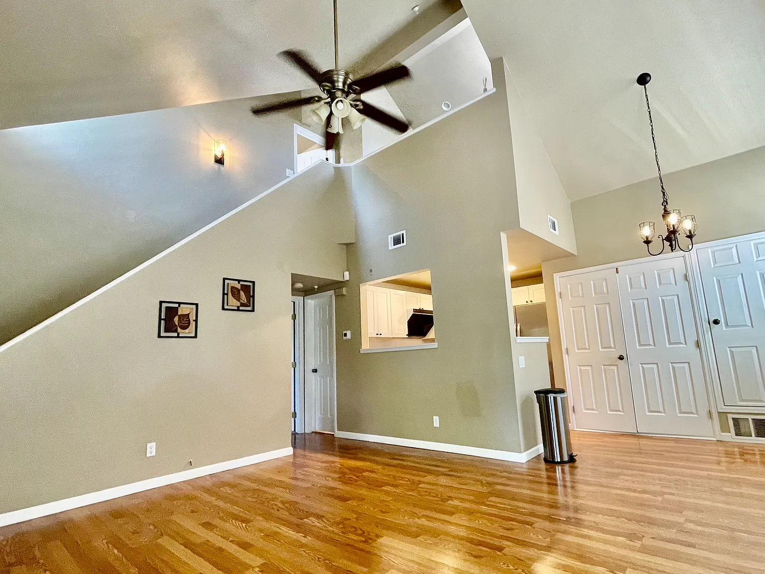 14319 E Grand Dr — Photo 3