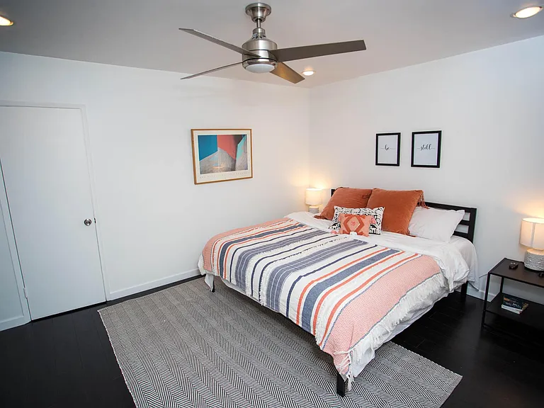 734 N Alfred St #5 — Photo 7