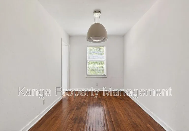 236 Greymon Dr — Photo 12