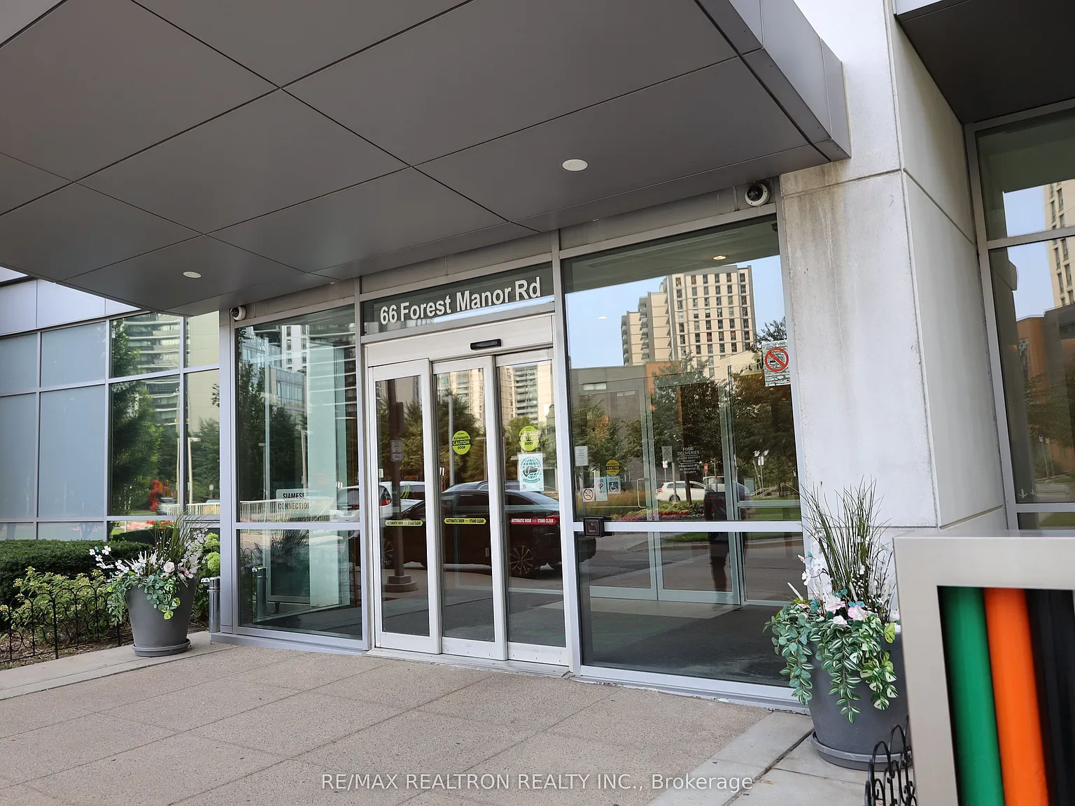 2 bed, $2,400 — Photo 3